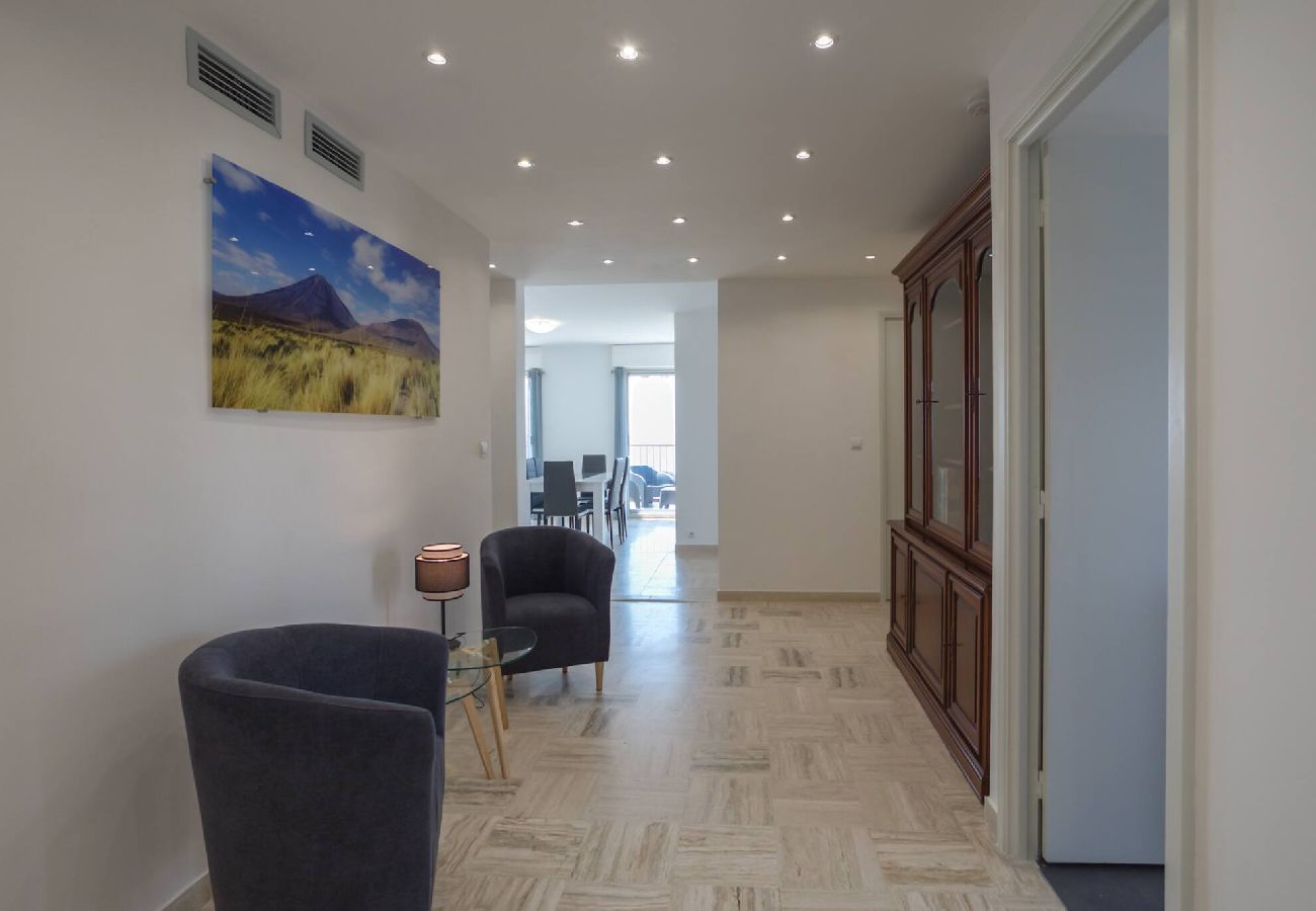 Appartement à Saint-Laurent-du-Var - L43 Penot