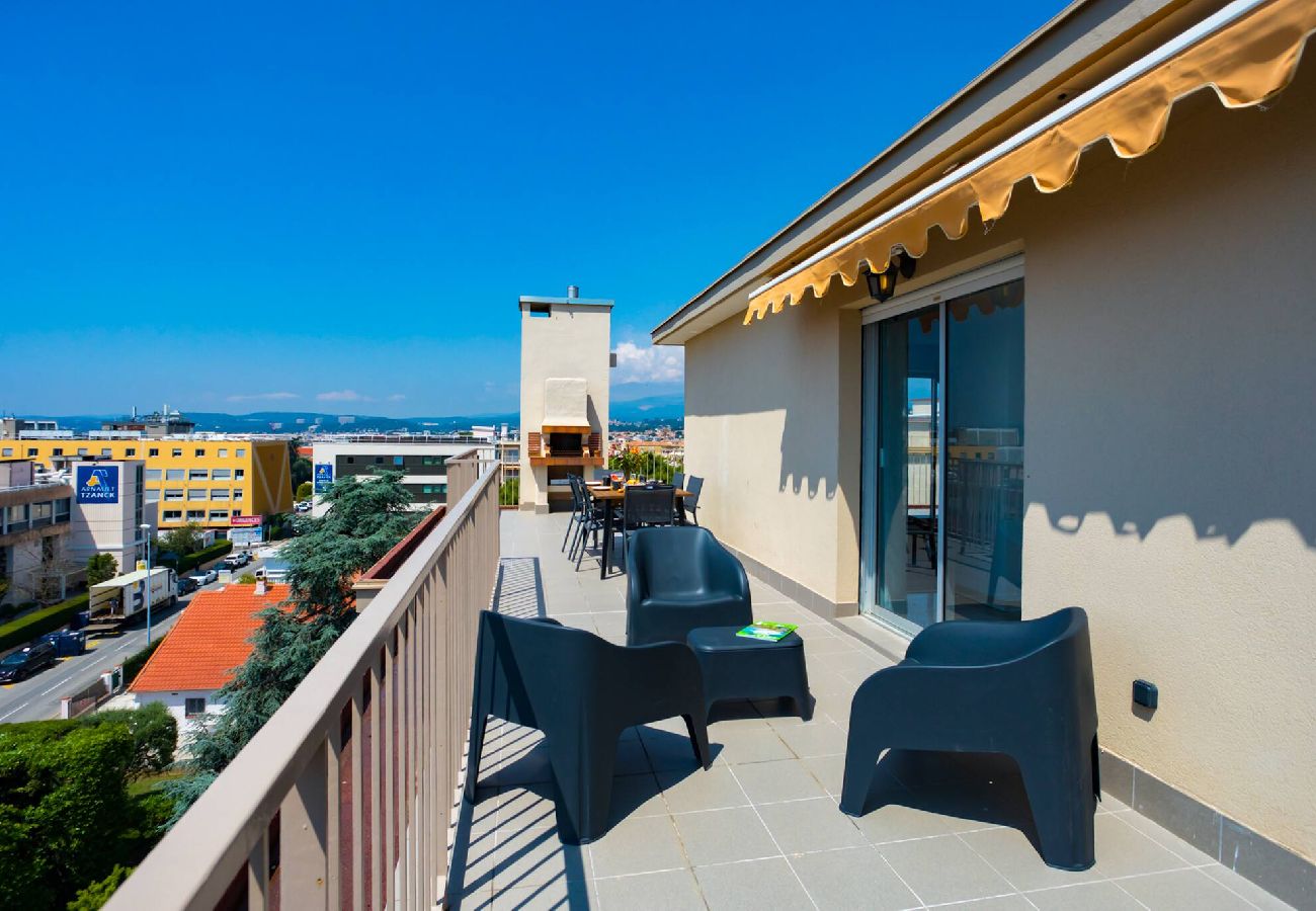 Appartement à Saint-Laurent-du-Var - L43 Penot