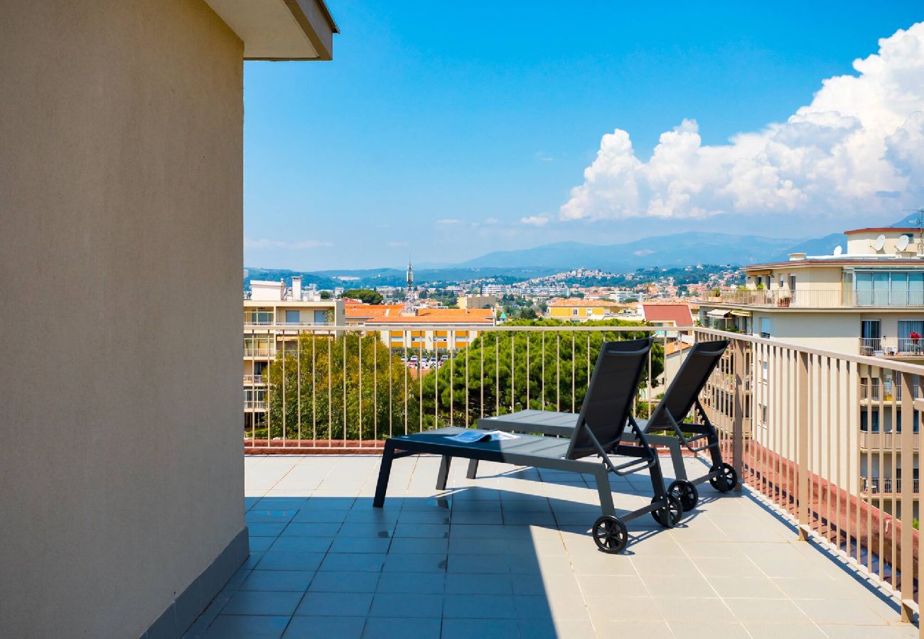 Appartement à Saint-Laurent-du-Var - L43 Penot