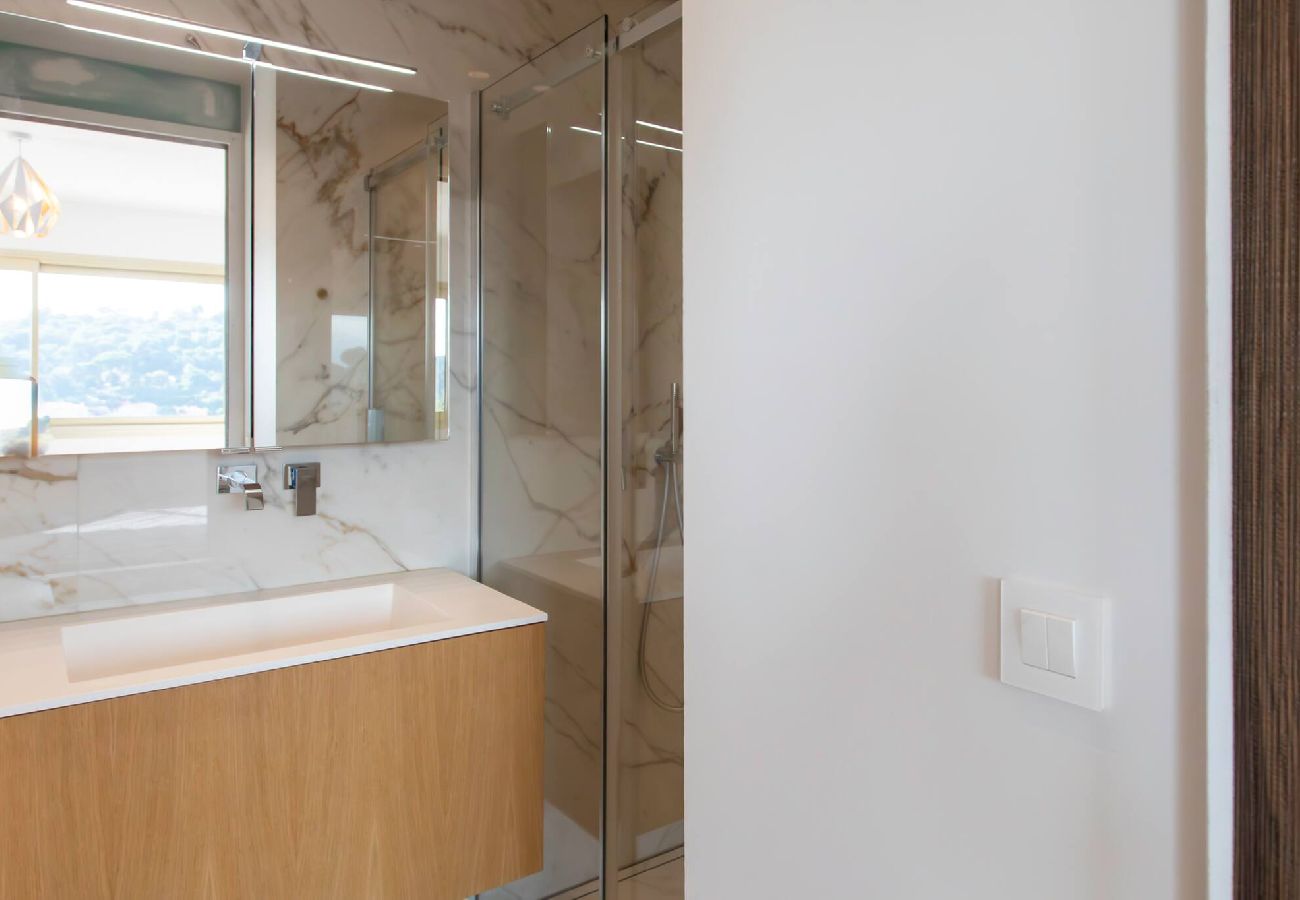 Appartement à Nice - S12 3P Bellet