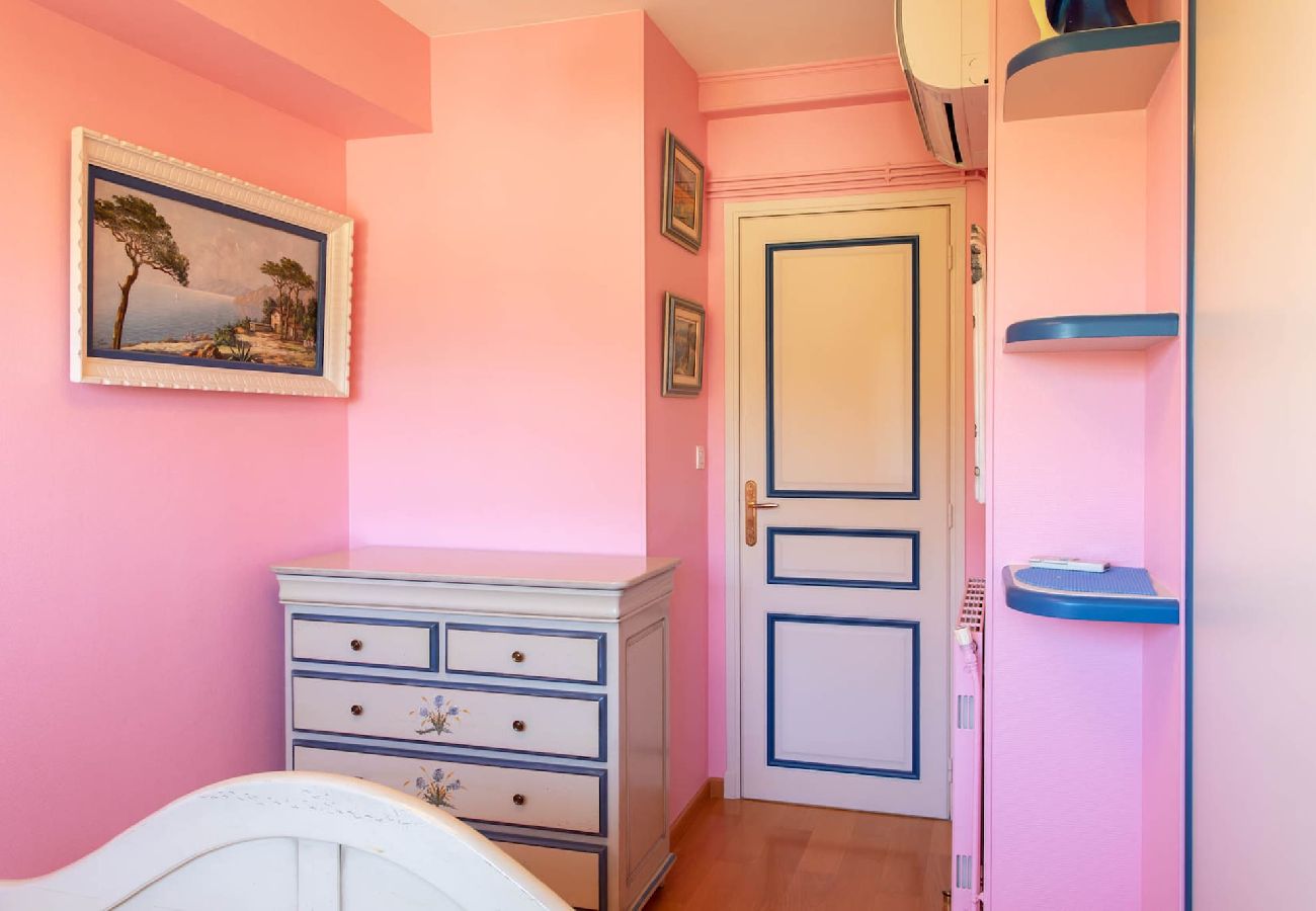 Appartement à Antibes - A6 Karpoff