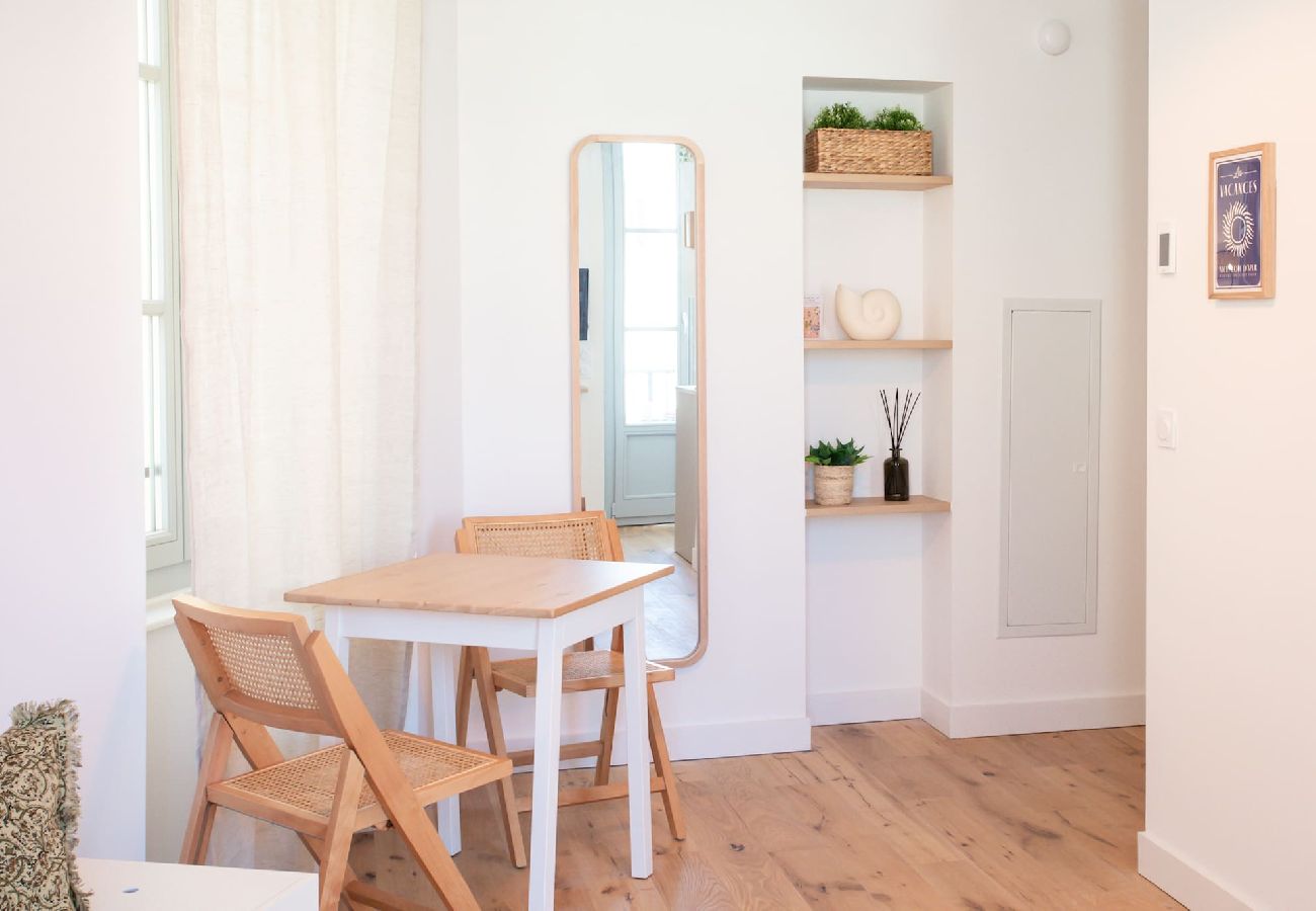 Studio à Nice - BM12 Studio du Lycée