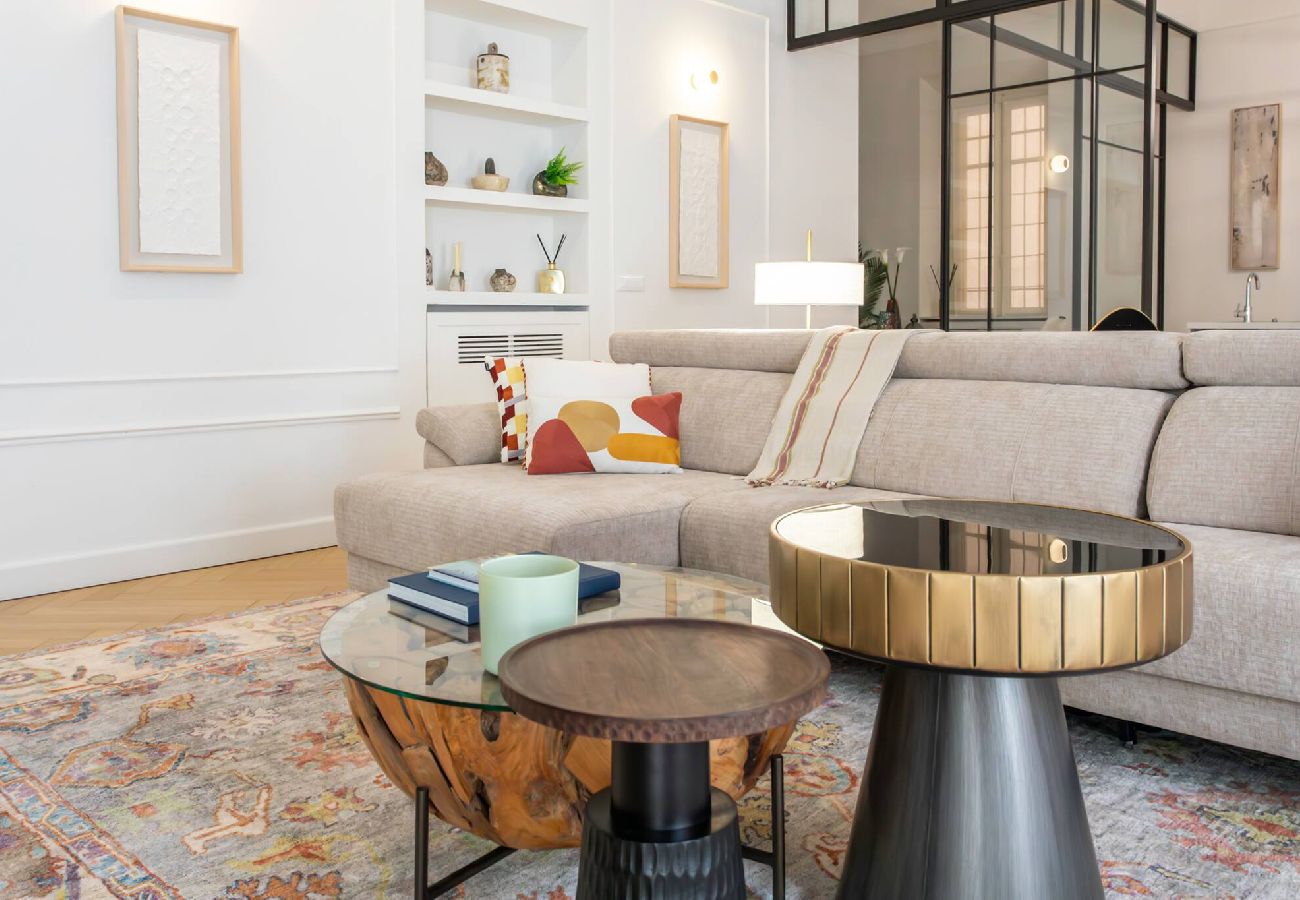 Апартаменты на Ницца / Nice - BM11 Victor Hugo