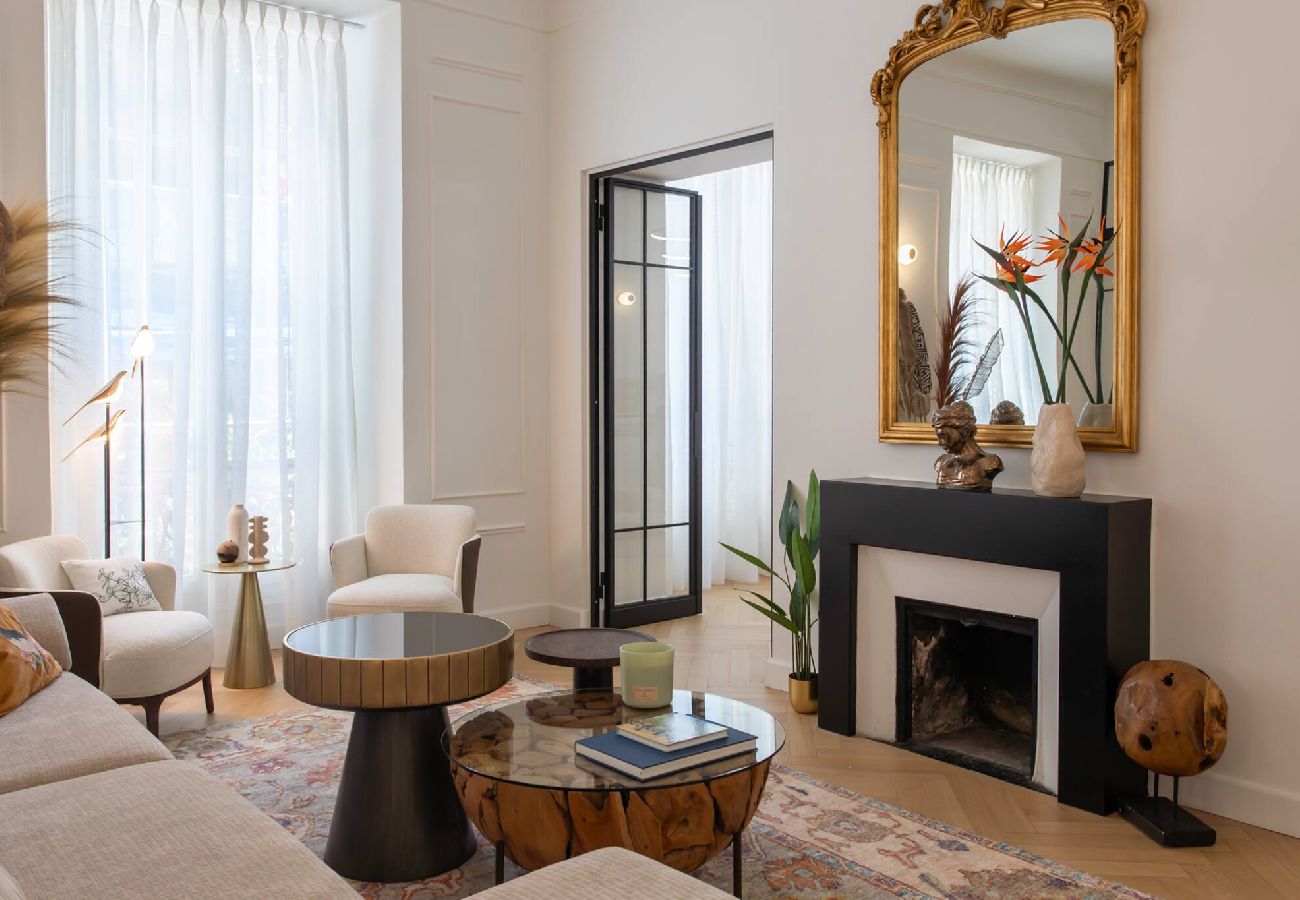 Апартаменты на Ницца / Nice - BM11 Victor Hugo