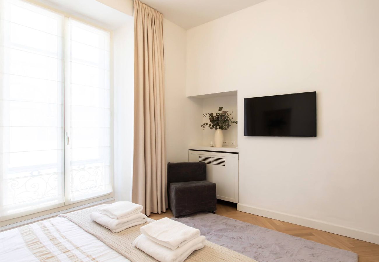 Апартаменты на Ницца / Nice - BM11 Victor Hugo