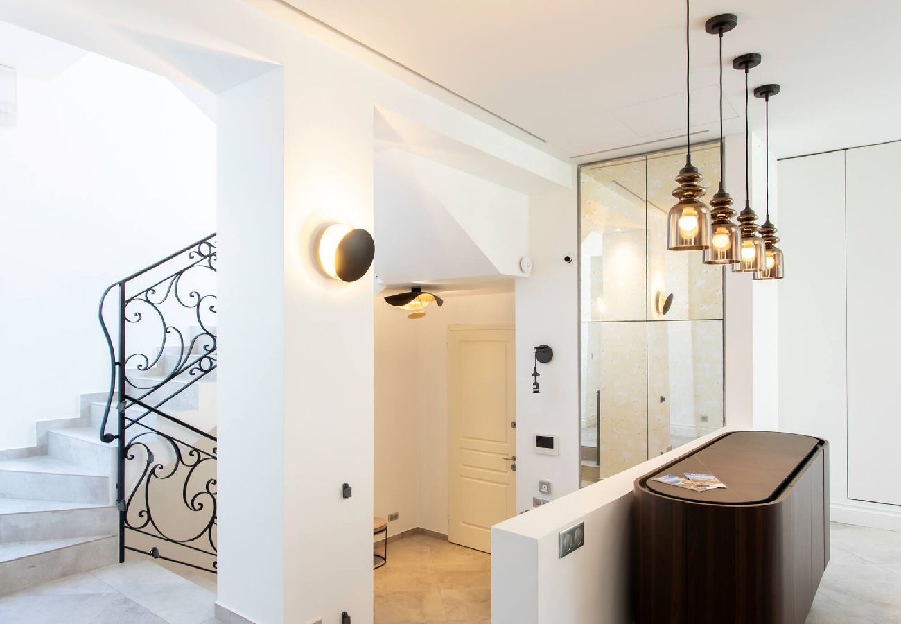 Дом на Ницца / Nice - BM13 Villa St Cyr