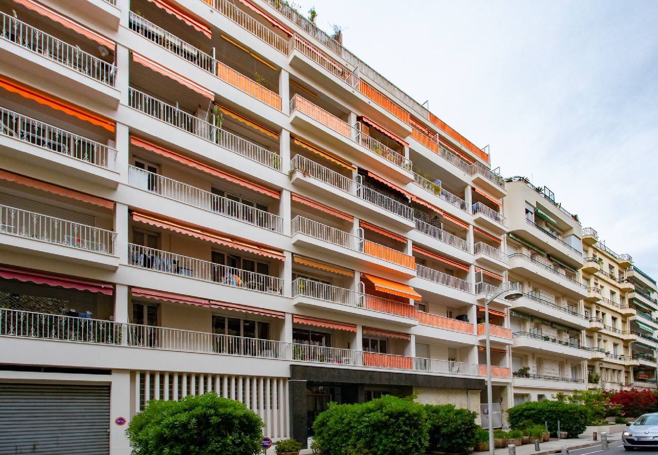 Апартаменты на Ницца / Nice - L38 Hobeika
