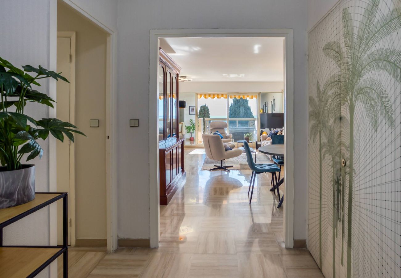 Апартаменты на Ницца / Nice - L11 Suite Rozental