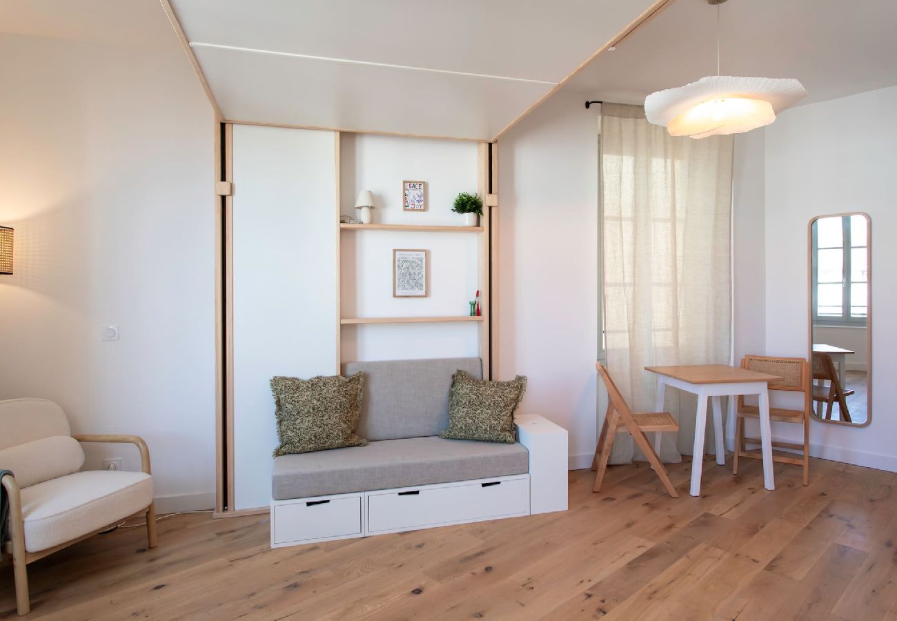 Квартира-студия на Ницца / Nice - BM12 Studio du Lycée