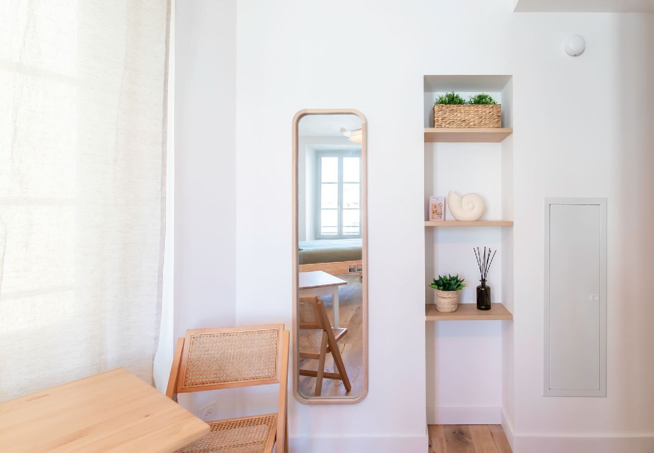 Квартира-студия на Ницца / Nice - BM12 Studio du Lycée