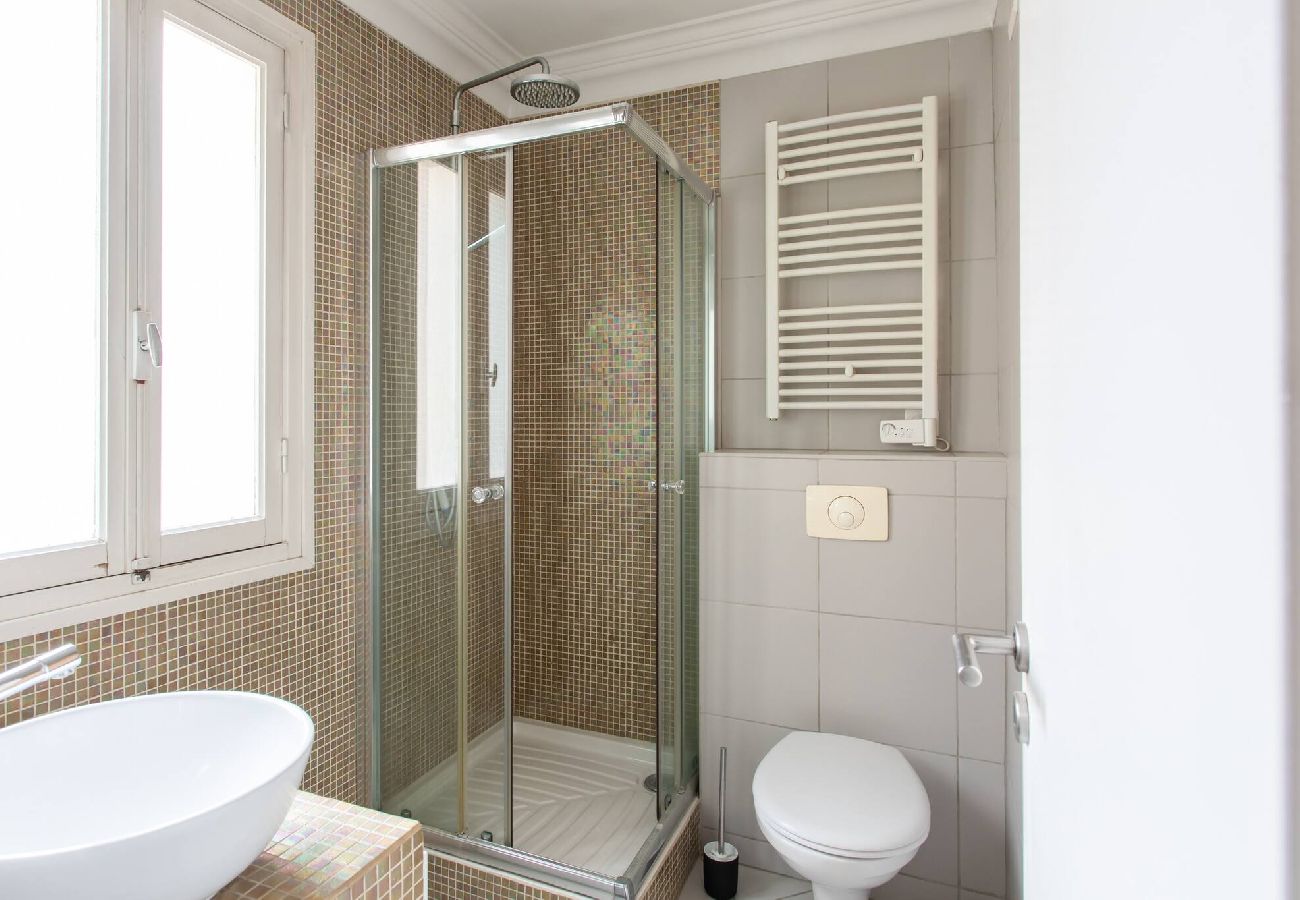 工作室 在 Nice - #1 Fontaine