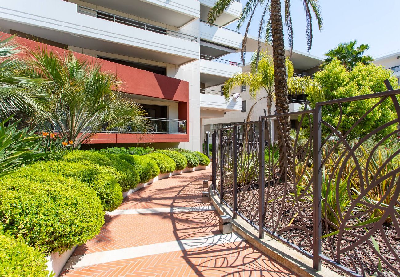 Condominium 在 Cannes - C2 Lagarde