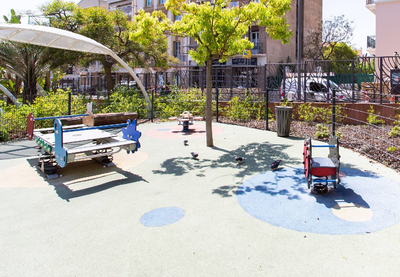 Condominium 在 Cannes - C2 Lagarde