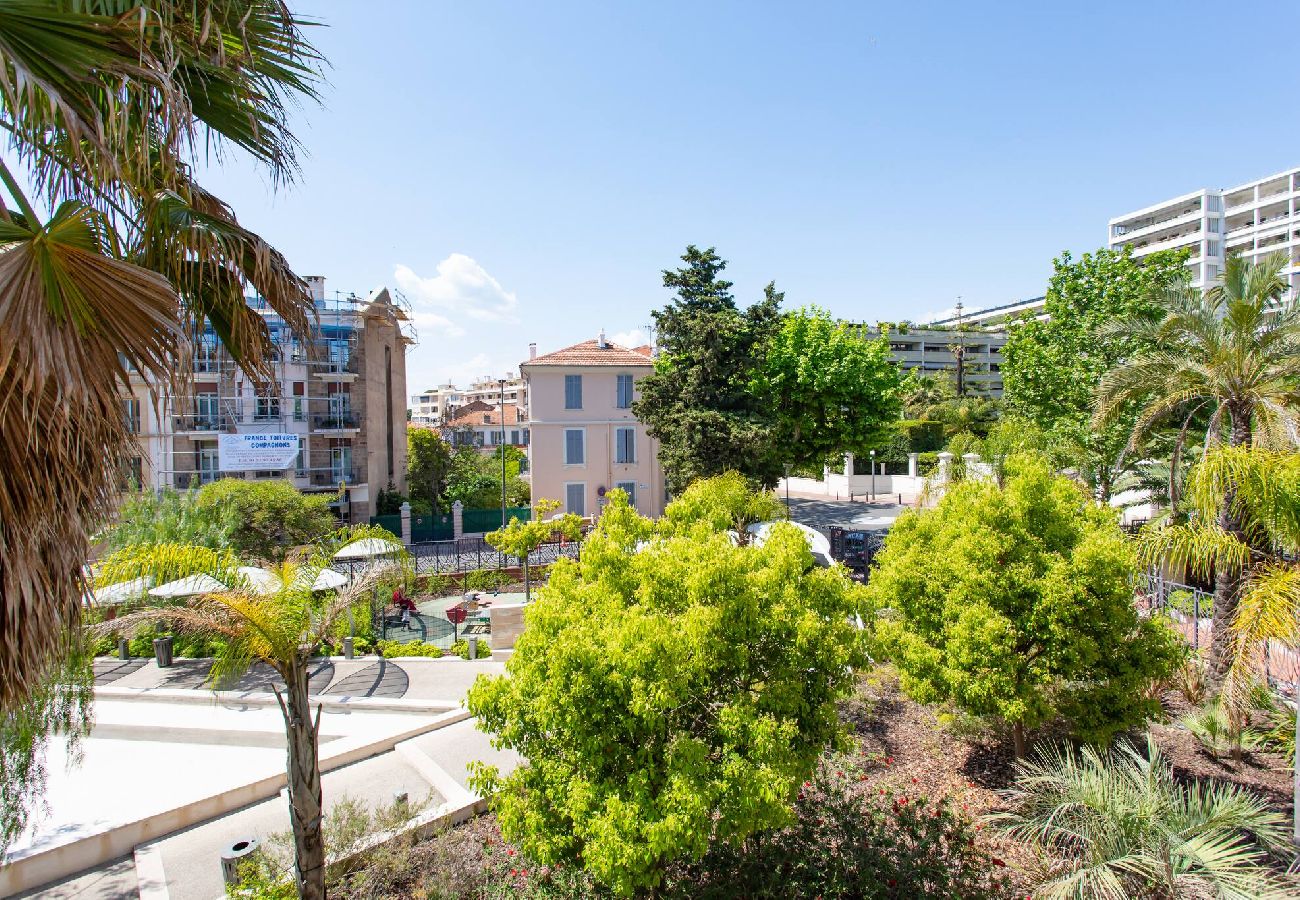 Condominium 在 Cannes - C2 Lagarde