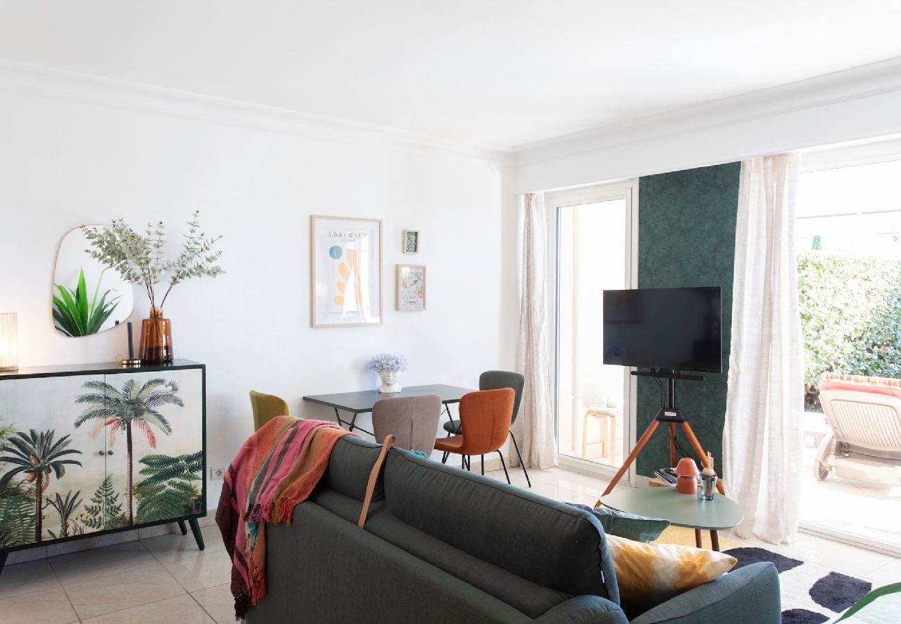 Condominium 在 Antibes - A13 Dack